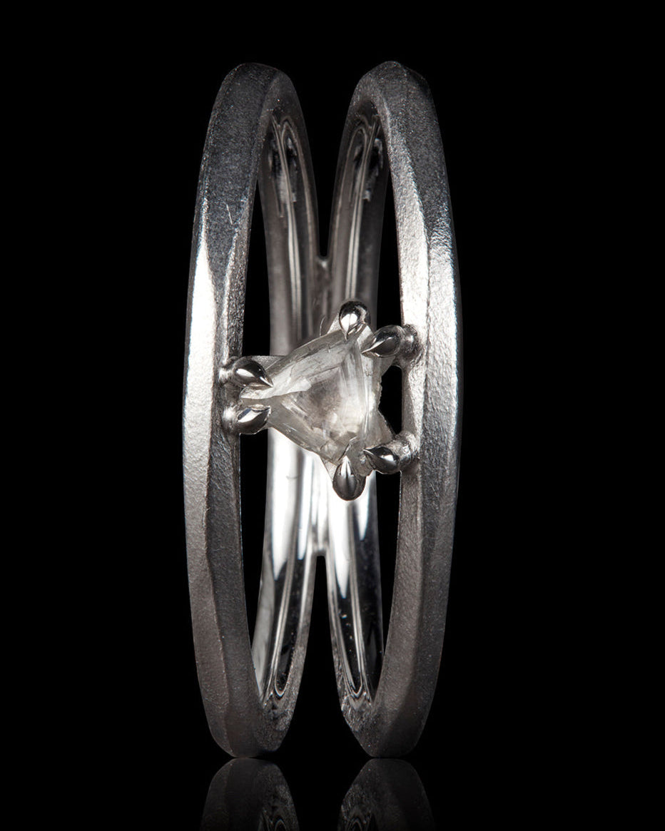 Floating Raw Diamond in Double Ring – 0.23 ct.