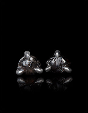 Black Shiny Rocks in White Gold Earrings – 0.97 ct.