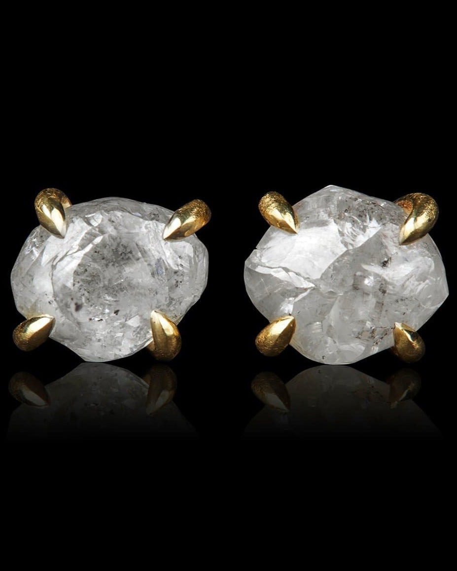 Gold Earrings With Storytellings From Eternity – 4.85 ct.