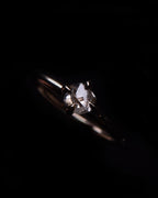 0.63 ct. - Klassisk Guldring med et Råt Twist