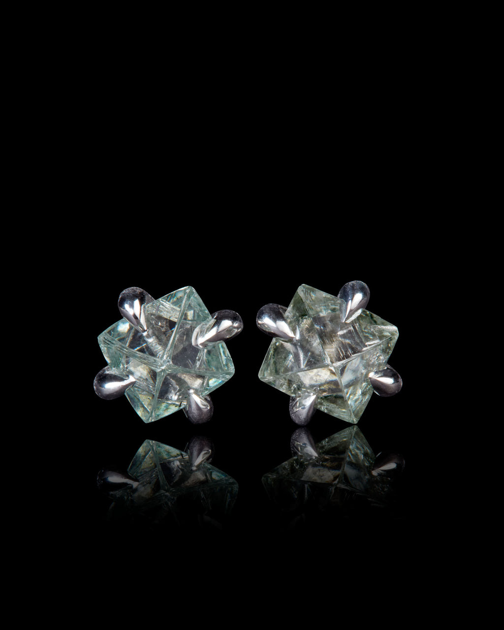 0.87 ct. - Green Raw Octahedron Diamond Earrings
