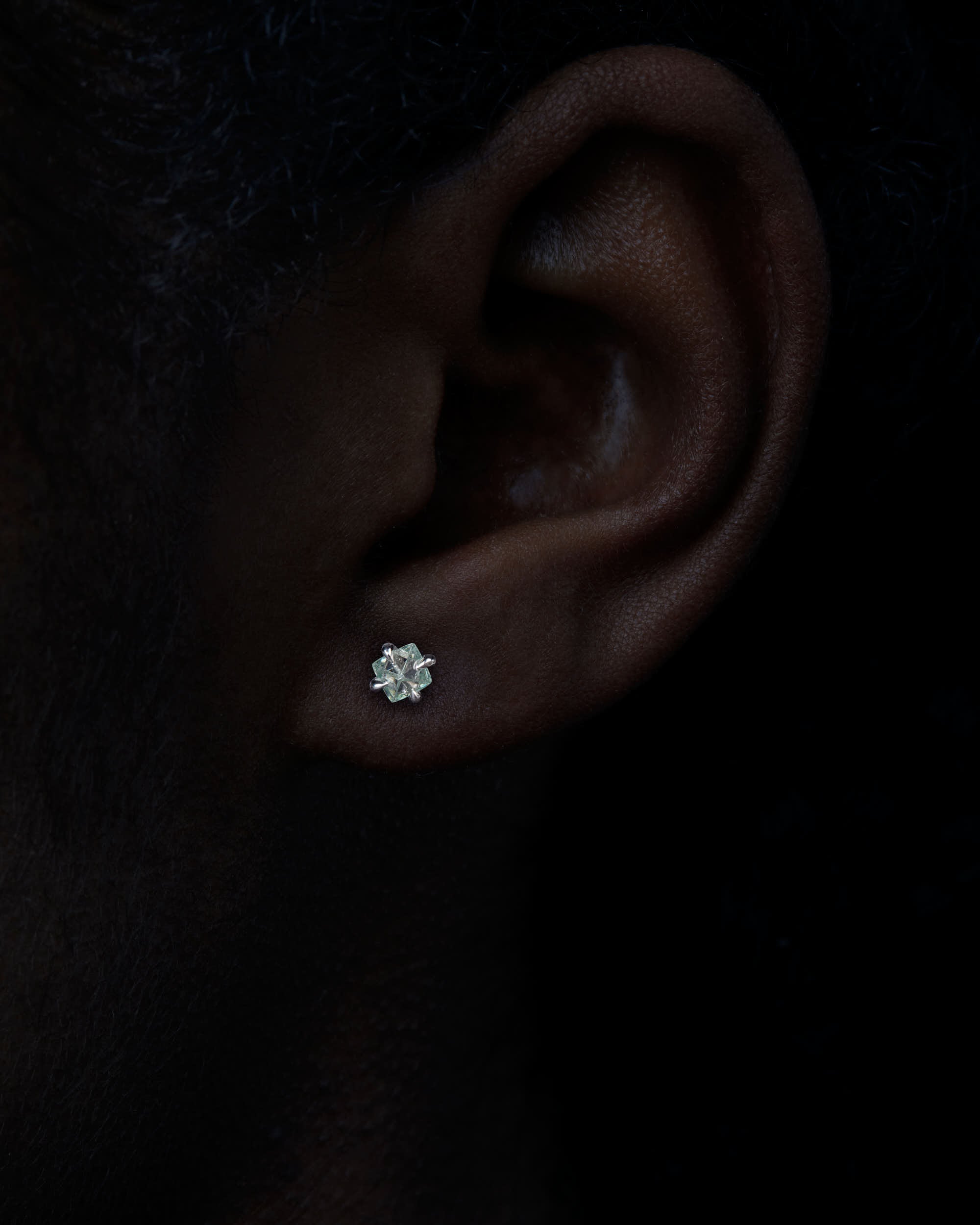 0.87 ct. - Green Raw Octahedron Diamond Earrings