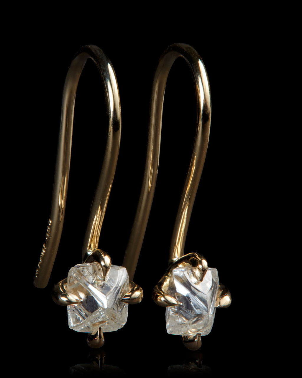 0.89 ct. -  Elegant Octahedron Rough Diamond Gold Earrings