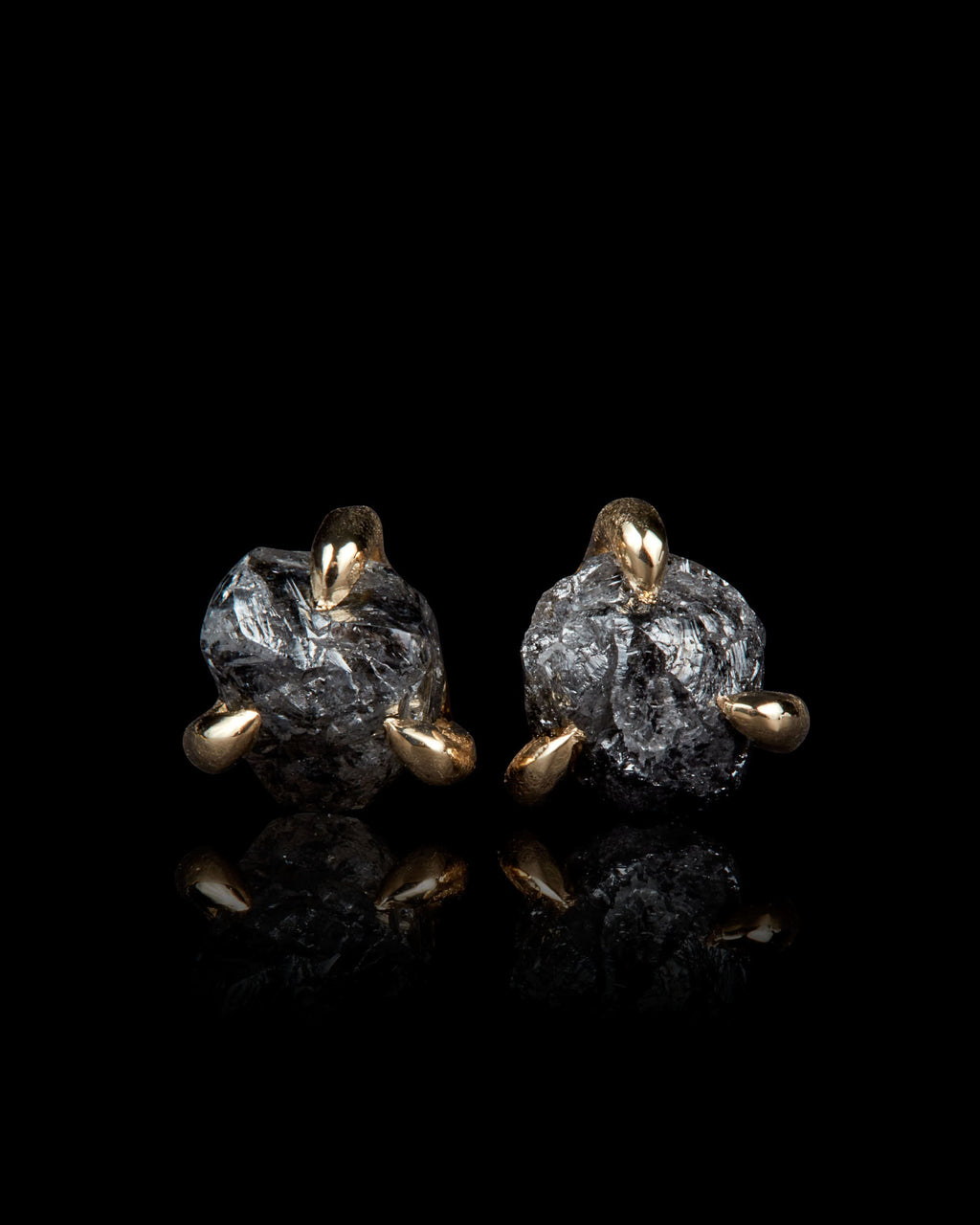 1.23 ct. – Midnight Black Rough Diamond Gold Earrings