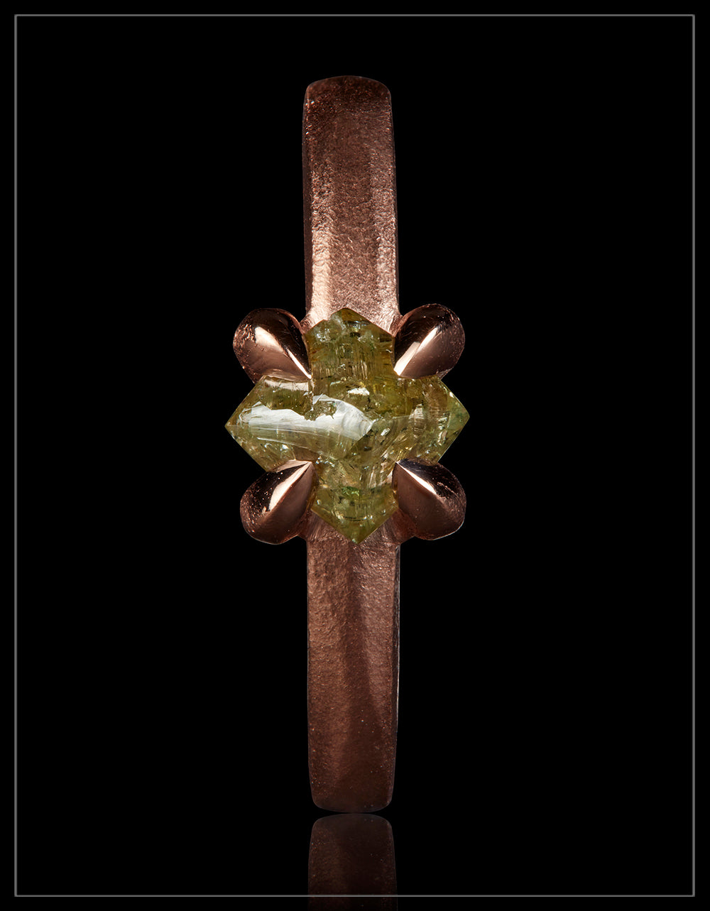 Greenish Octahedron Diamond in Rose Gold – 1.35 ct.