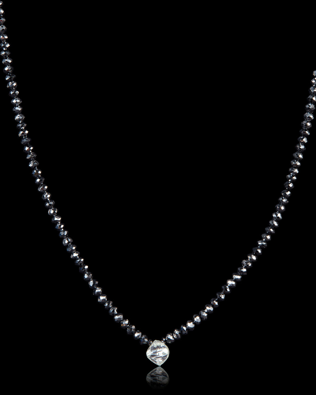 1.70 ct. & 24.80 ct. White & Black Diamond Collier