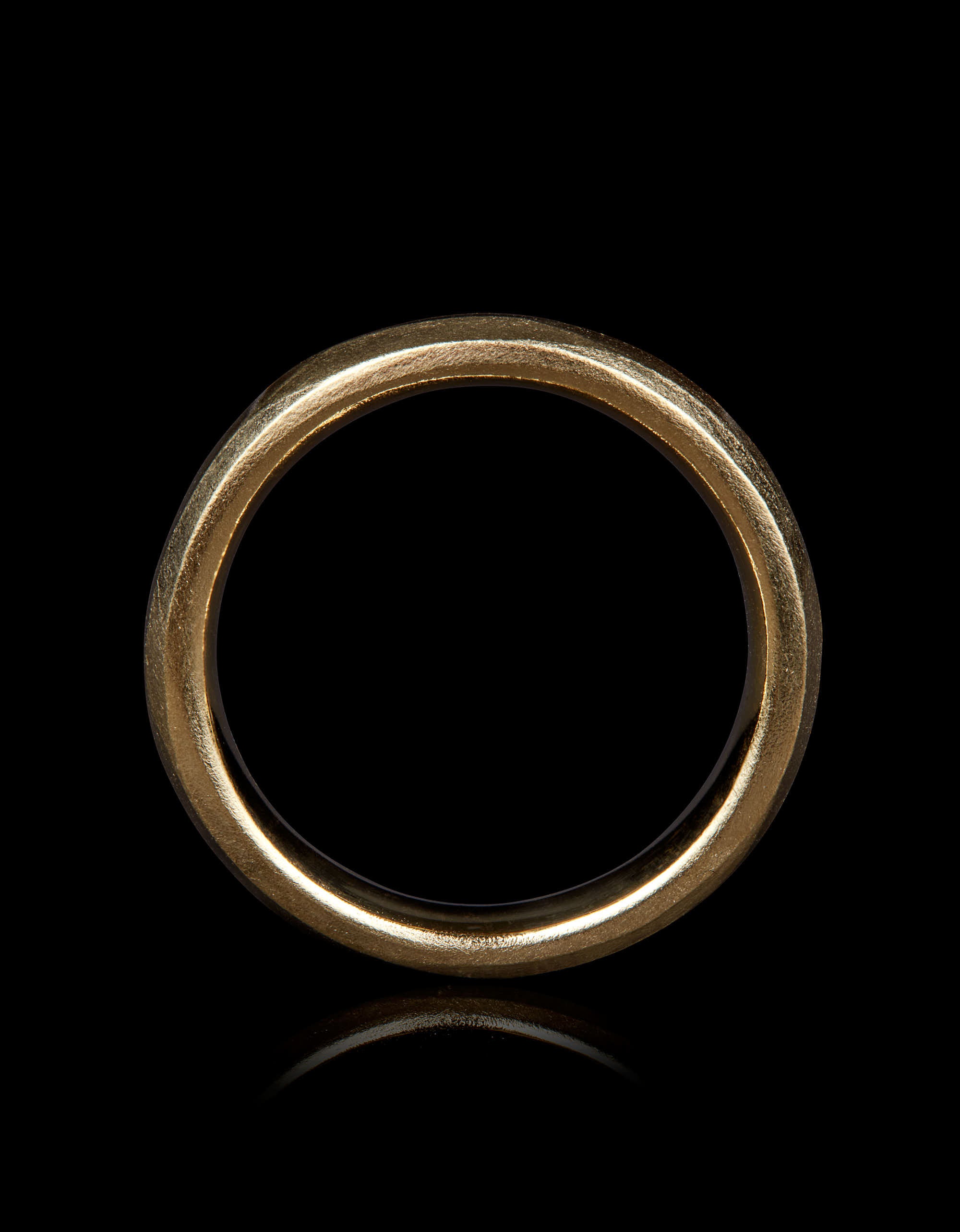 5,5 mm - Håndlavet Bred Guld Vielsesring