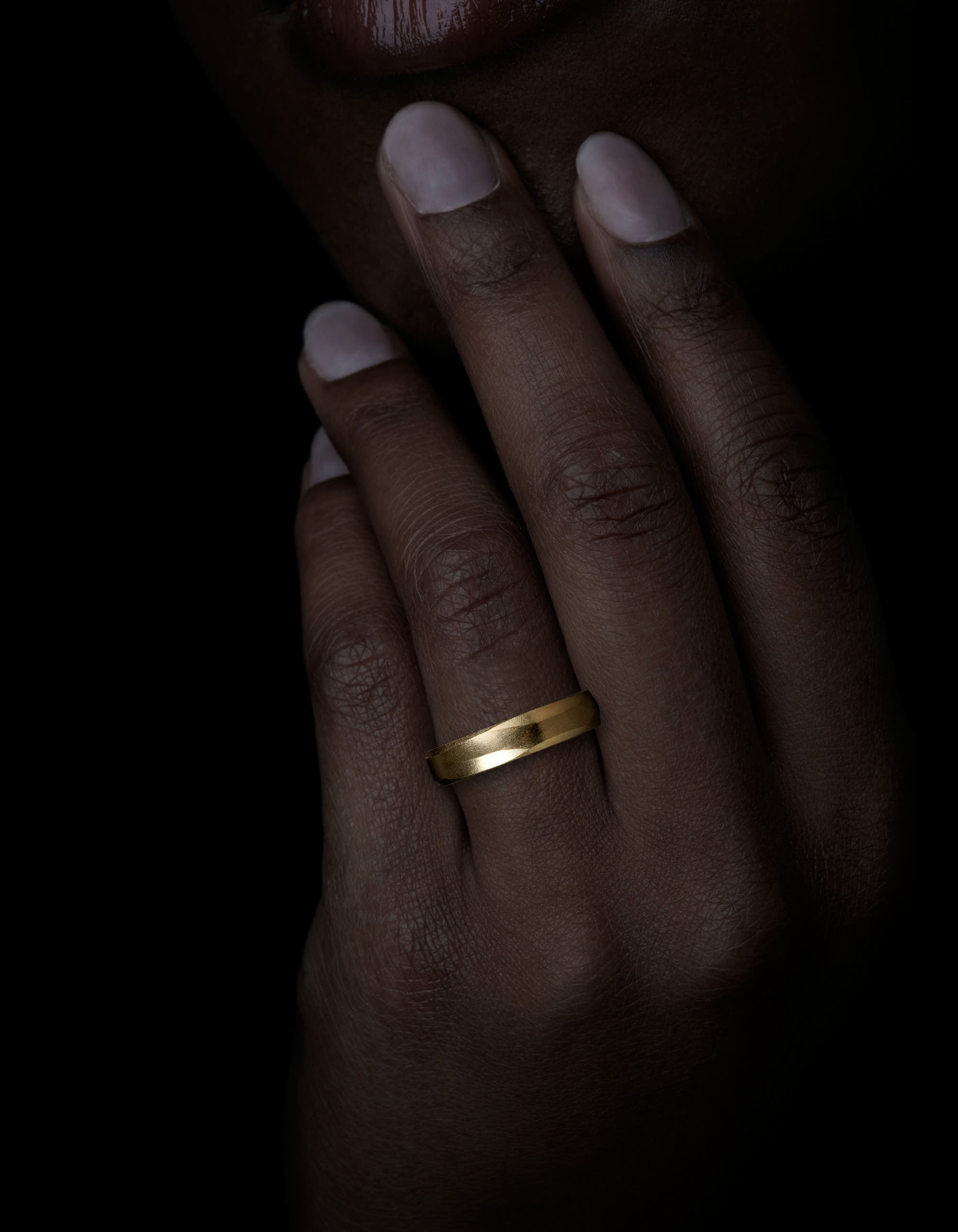 5,5 mm - Håndlavet Bred Guld Vielsesring