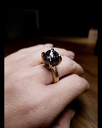 15.22 ct. - Tanzanisk Rå & Smuk Diamant i Chunky Guldring