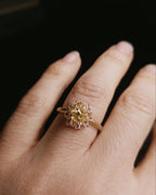 1.61 ct. - The Eternal Sun with Natural Raw Diamonds in Gold Ring
