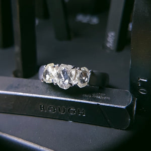 Strong and Elegant Alliance Ring – 3.08 ct.