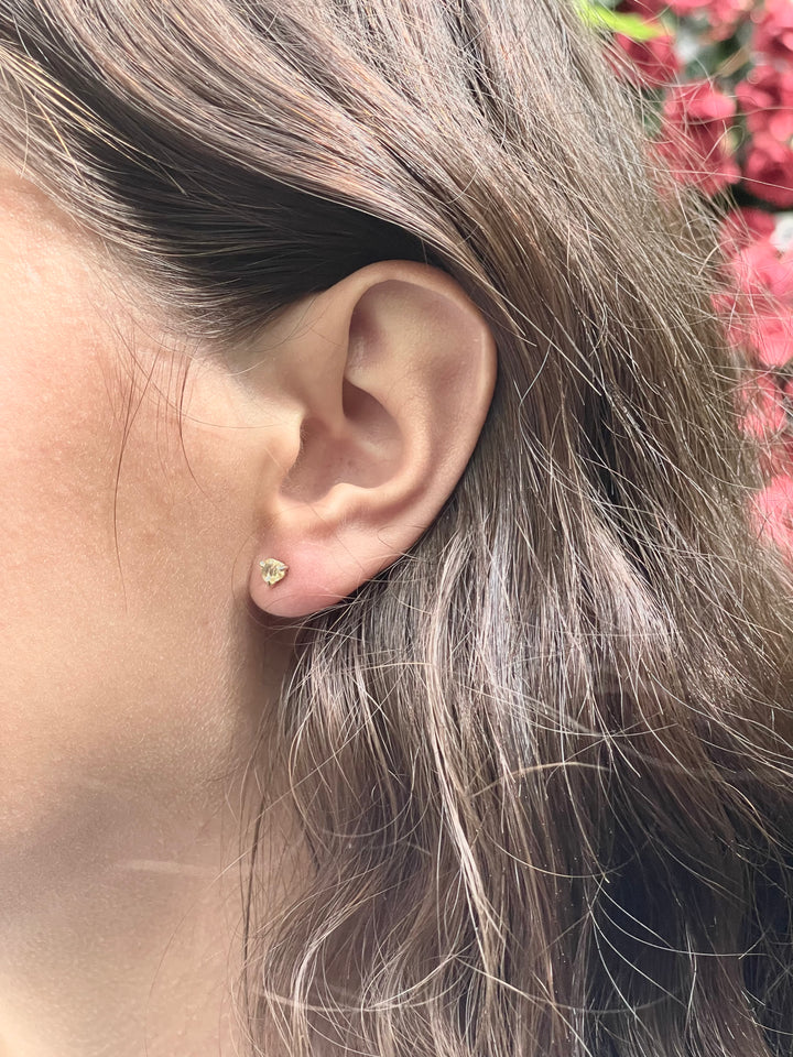 Yellow Stars Raw Diamond Earrings – 0.86 ct.