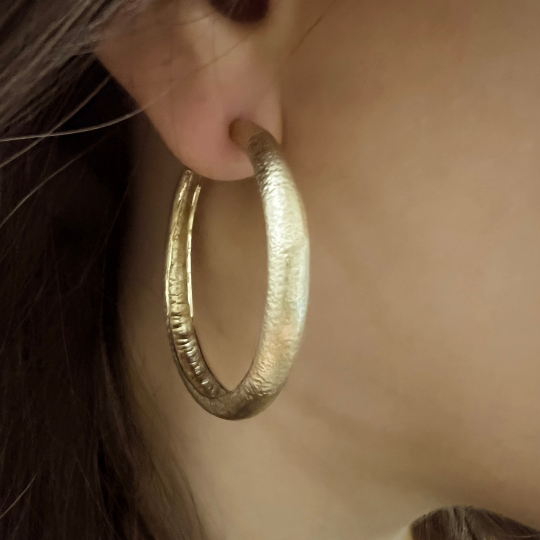 <tc>Voluminøse Håndlavede Guld Kreoler</tc>