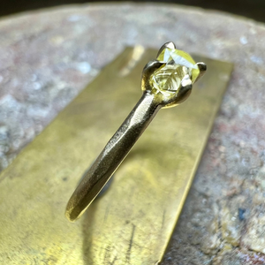 Piece From Eternity in Timeless Gold Ring – 0.34 ct.