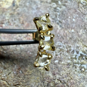 Raw Diamond Crawl Earring – 1.10 ct.