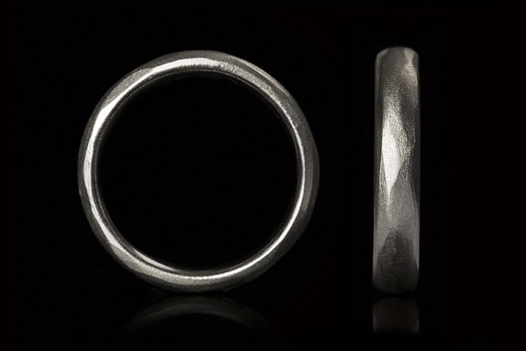 Facetted Platinum Wedding Band - 4,5 mm