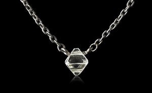 <strong>0.26 ct.</strong> Natural Rough diamond in 18K white gold necklace