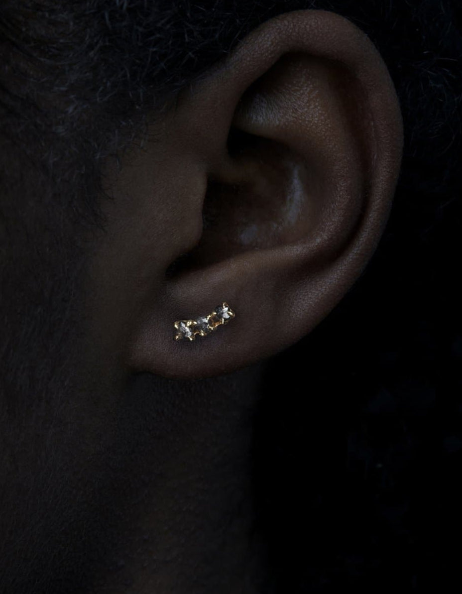 Made in Copenhagen Crawl Earstud – 0.69 ct.