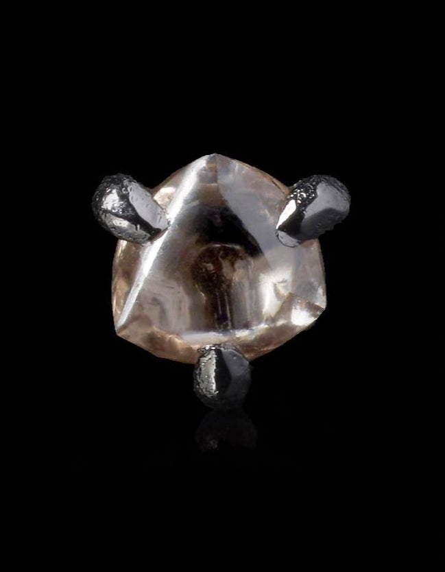 Natural Brownish Rough diamond in 14K white gold pin - 0.28 ct.