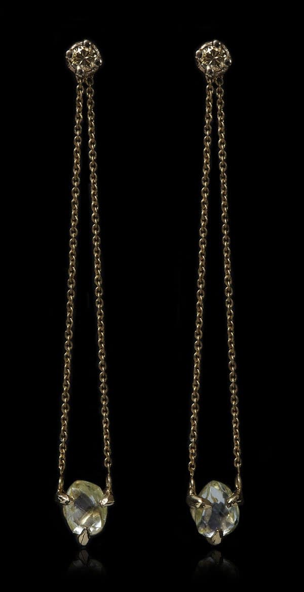 1.00 ct. Natural Yellow Rough diamonds & 0.11 ct. Green Brilliants in 18K hanging gold earrings