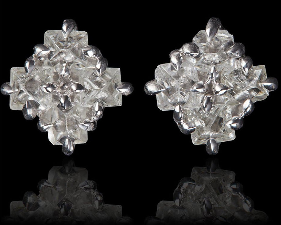 1.33 ct. - Naturlige Funklende Hvide Rå Diamanter i Ørestikkere