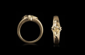 <strong>1.34 ct.</strong> Natural Yellow Triangle Rough diamonds in 14K gold ring