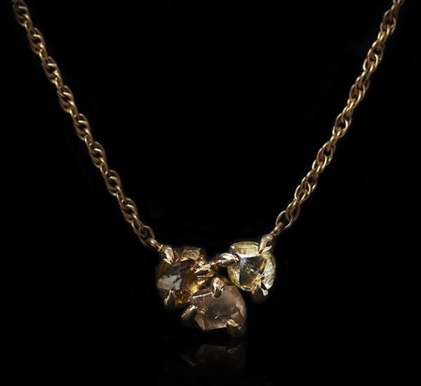 1.42 ct. - Naturlige Rå Diamanter i Håndlavet 18 kt. Guldhalskæde