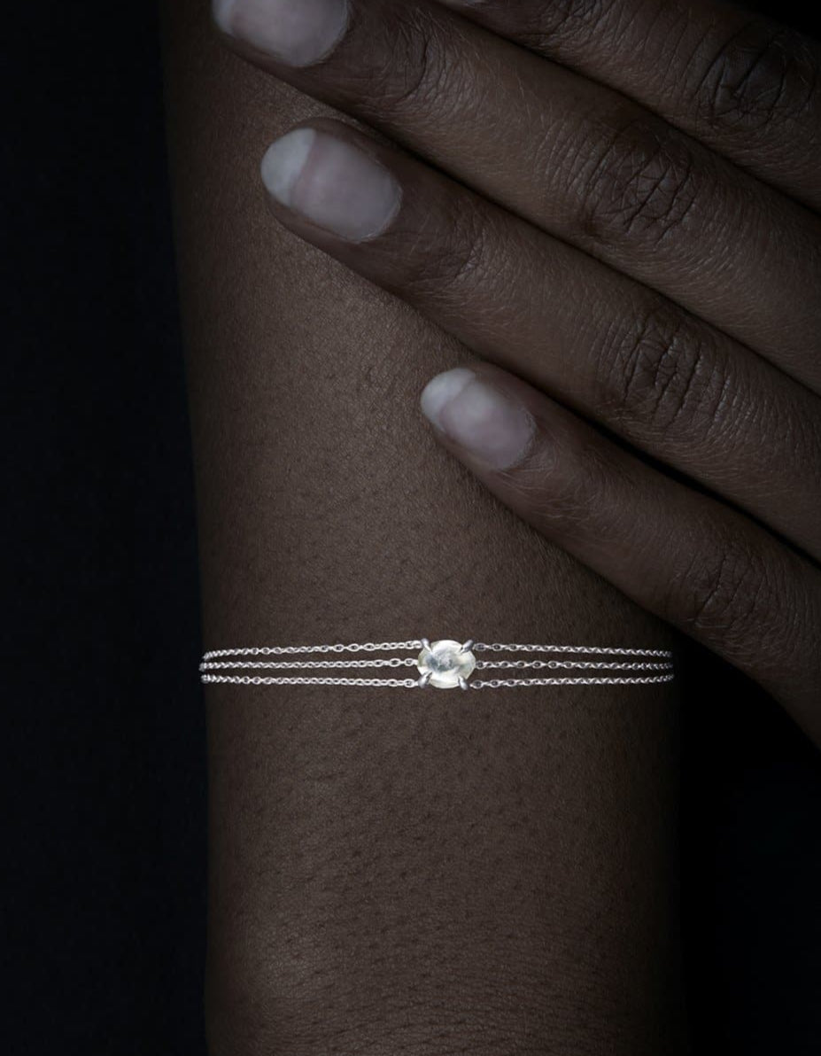 Edgy Contrast White Gold Bracelet 2.01 ct. Rough Diamond