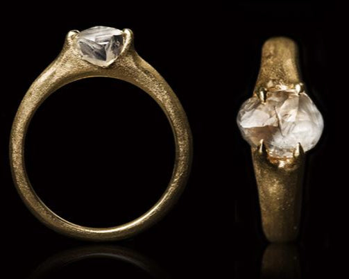 3.01 ct. - Naturlig Hvidlig Rå Diamant i 14 kt. Guldring