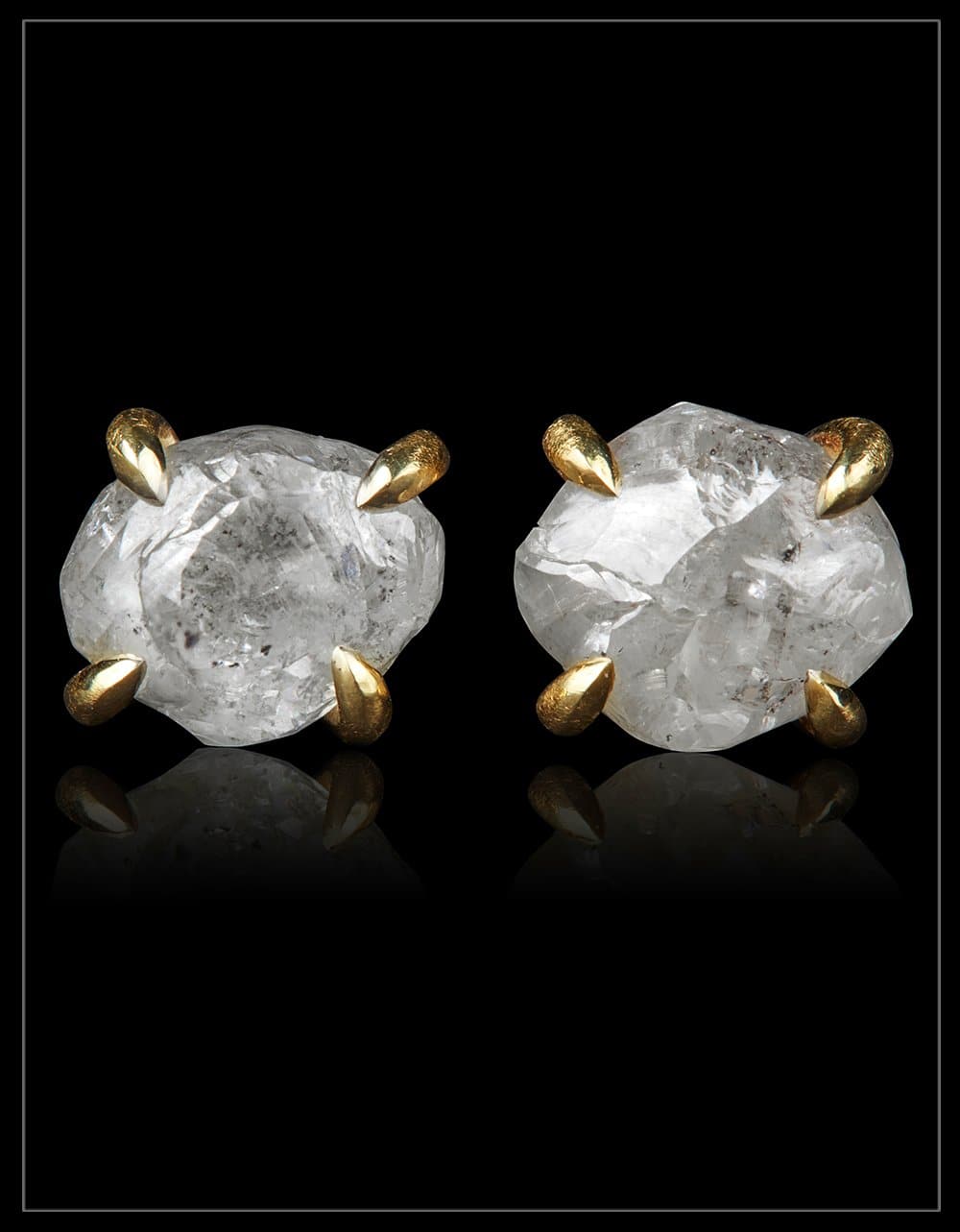 Gold Earrings With Storytellings From Eternity – 4.85 ct.