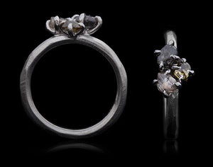 <strong>1.01 ct.</strong> Natural Rough diamonds in 14K white gold ring