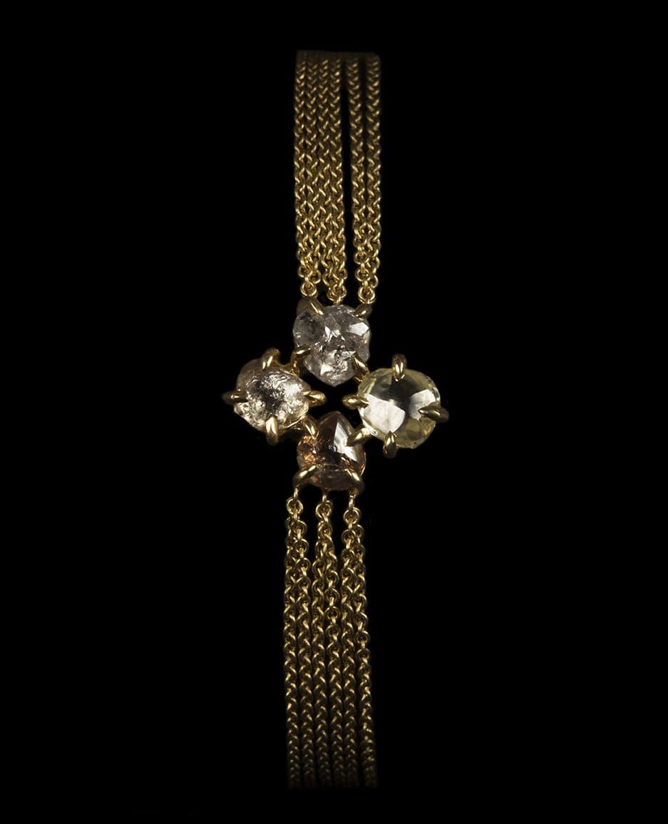 5.62 ct. Natural Rough diamonds in 6X 18K gold chain bracelet