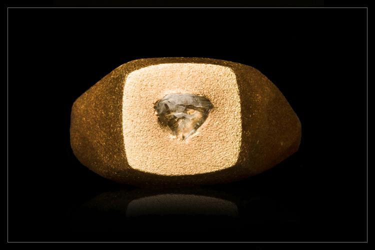 Rough Diamond Signet Ring - <strong>0.39 ct.</strong>